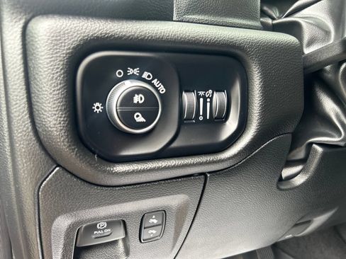 Used 2025 RAM 1500 Big Horn AWD/4WD image 21
