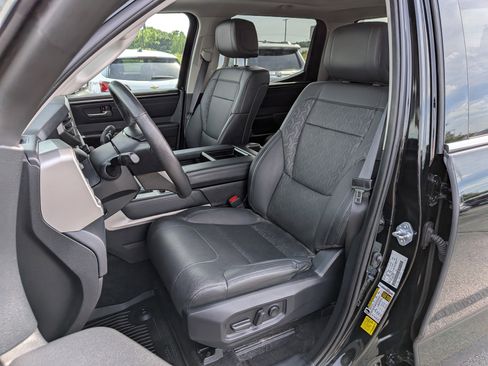 Used 2024 Toyota Tundra Limited AWD/4WD image 14