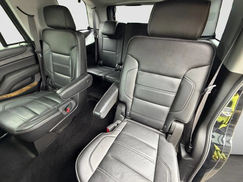 Used 2017 GMC Yukon Denali w/ Open Road Package AWD/4WD image 15