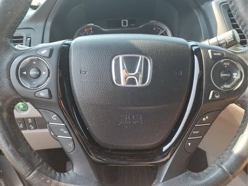 Used 2018 Honda Pilot Elite image 14