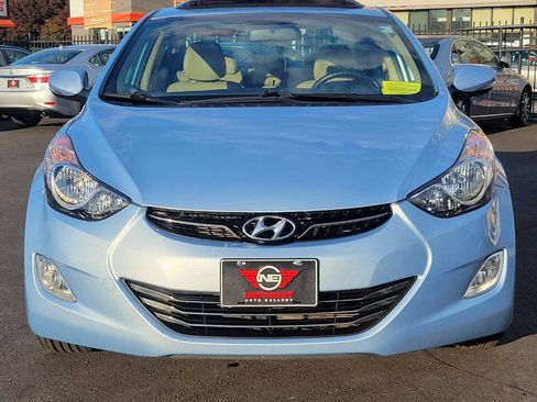Used 2013 Hyundai Elantra Limited w/ Technology Pkg FWD image 3