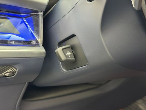 Used 2023 BMW i7 xDrive60 image 21