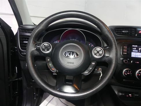 Used 2017 Kia Soul w/ Convenience Package image 29
