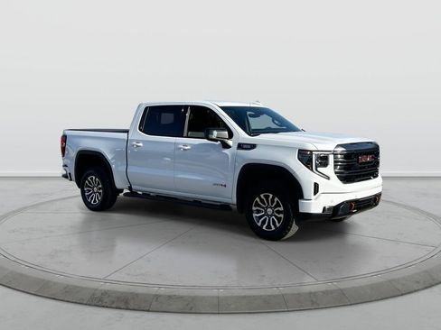 Used 2023 GMC Sierra 1500 AT4 w/ Technology Package AWD/4WD image 2