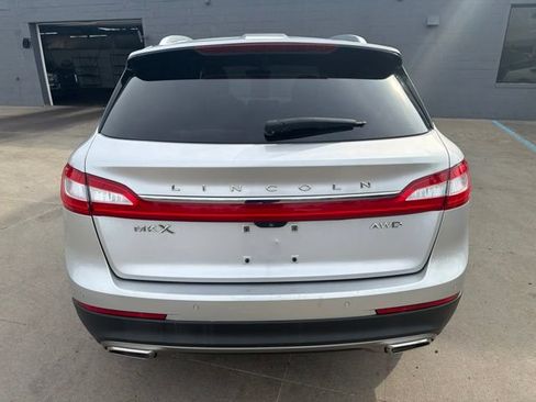 Used 2016 Lincoln MKX Select w/ Select Plus Package AWD/4WD image 6