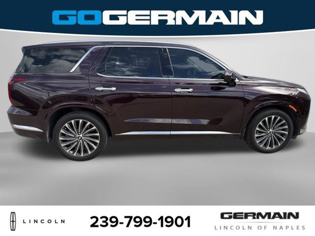 Used 2023 Hyundai Palisade Calligraphy w/ Winter Package FWD image 8