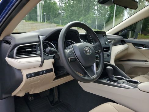 Used 2024 Toyota Camry LE FWD image 14