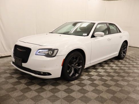 Used 2023 Chrysler 300 S RWD image 1