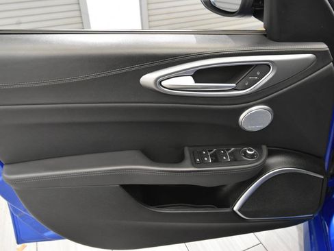 Used 2023 Alfa Romeo Giulia Veloce image 12