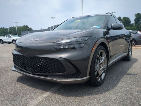 Used 2023 Genesis GV60 Performance AWD/4WD image 8