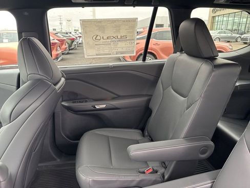 New 2026 Lexus TX 500h 500h F SPORT Performance Premi w/ Technology Package image 41