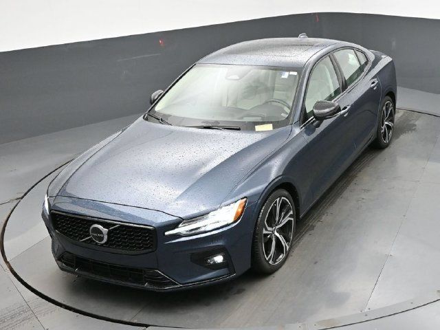 Used 2024 Volvo S60 B5 Ultimate w/ Climate Package AWD/4WD image 19