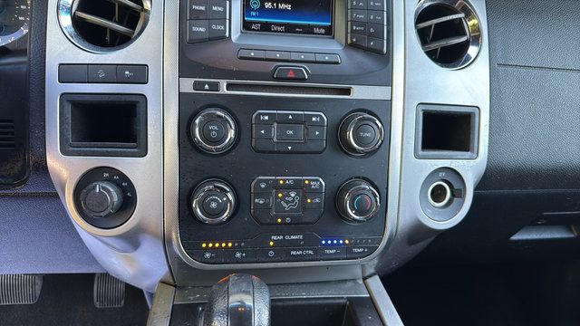 Used 2017 Ford Expedition XLT AWD/4WD image 21