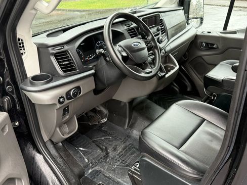 Used 2023 Ford Transit 250 Medium Roof AWD image 13