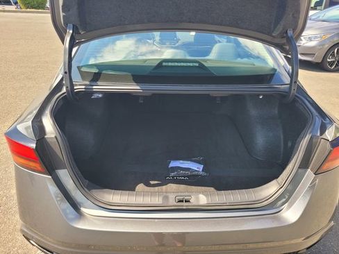 Certified 2025 Nissan Altima 2.5 S FWD image 11