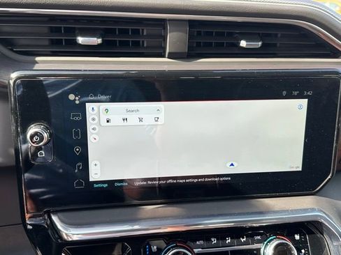 Used 2024 GMC Sierra 3500 Denali Ultimate image 24