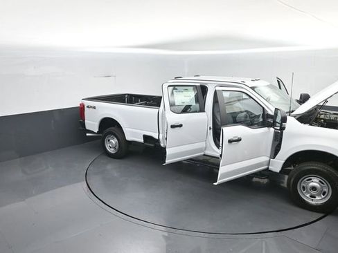 New 2026 Ford F250 XL AWD/4WD image 41