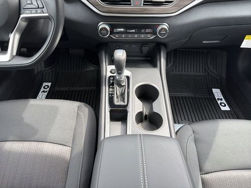 New 2026 Nissan Altima 2.5 SV FWD image 26