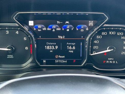 Used 2022 GMC Sierra 1500 AT4 w/ AT4 Premium Package AWD/4WD image 23
