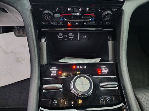 New 2025 Jeep Grand Cherokee L Summit image 39