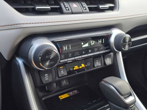 Certified 2025 Toyota RAV4 XLE Premium image 27