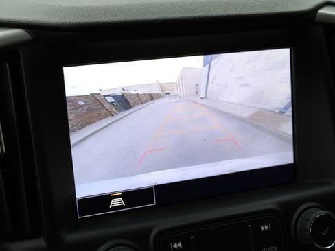 Used 2024 GMC Terrain AT4 w/ Infotainment Package II image 7