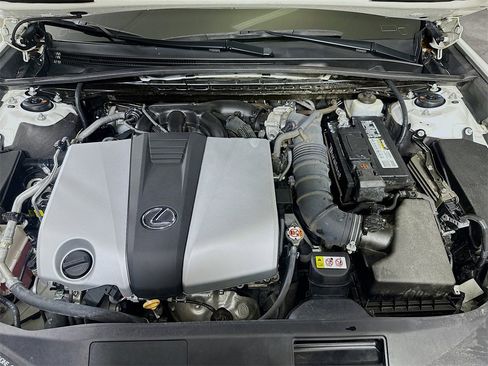 Used 2019 Lexus ES 350 image 9