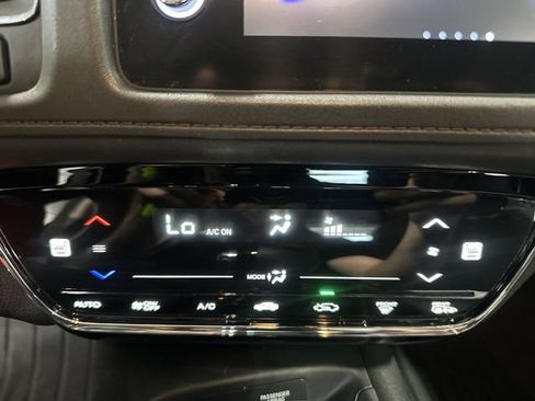 Used 2022 Honda HR-V EX image 21