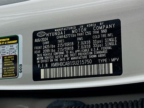 Used 2025 Hyundai Kona SEL image 12