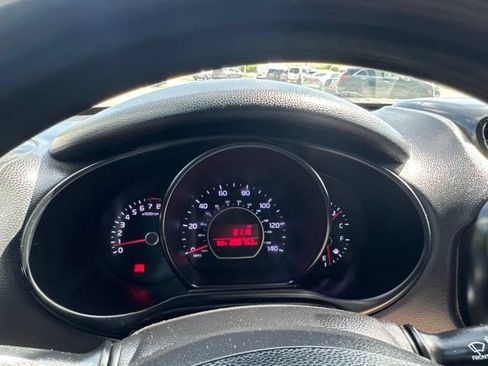 Used 2017 Kia Soul FWD image 22