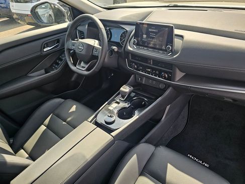 New 2026 Nissan Rogue Dark Armor AWD/4WD image 28