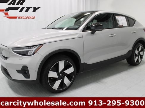 Used 2023 Volvo C40 P8 Recharge Ultimate AWD/4WD image 1