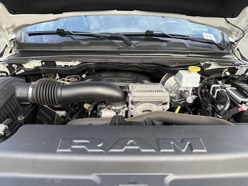 Used 2023 RAM 1500 Big Horn AWD/4WD image 34