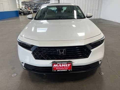 Used 2023 Honda Accord EX image 8