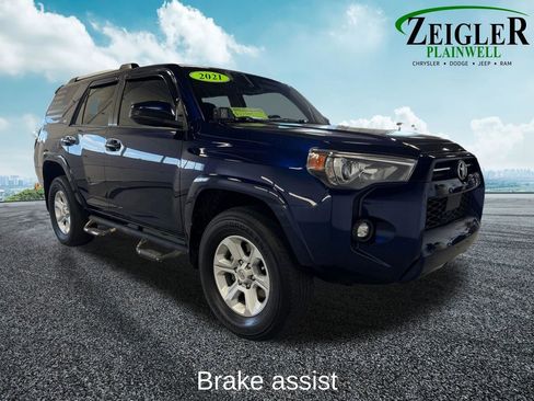 Used 2021 Toyota 4Runner SR5 AWD/4WD image 6