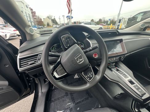 Used 2018 Honda Clarity Base image 16