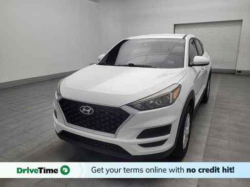 Used 2019 Hyundai Tucson SE image 1