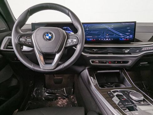 Certified 2024 BMW X5 xDrive40i w/ Premium Package AWD/4WD image 23