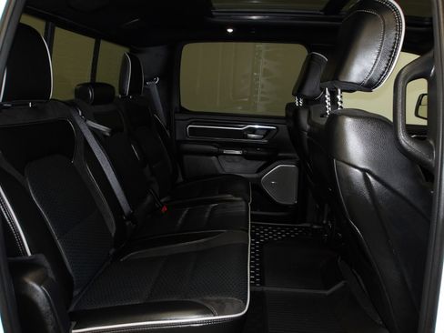 Used 2025 RAM 1500 Laramie AWD/4WD image 18