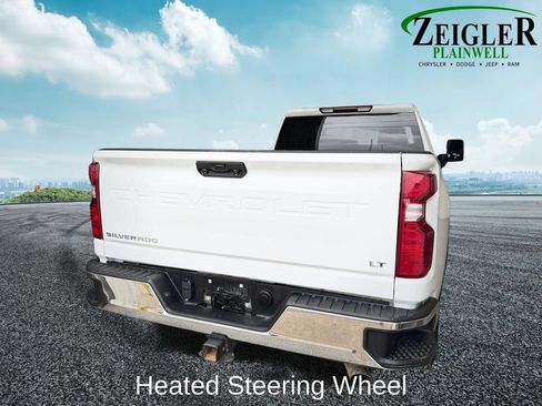 Used 2025 Chevrolet Silverado 2500 LT w/ Convenience Package AWD/4WD image 5