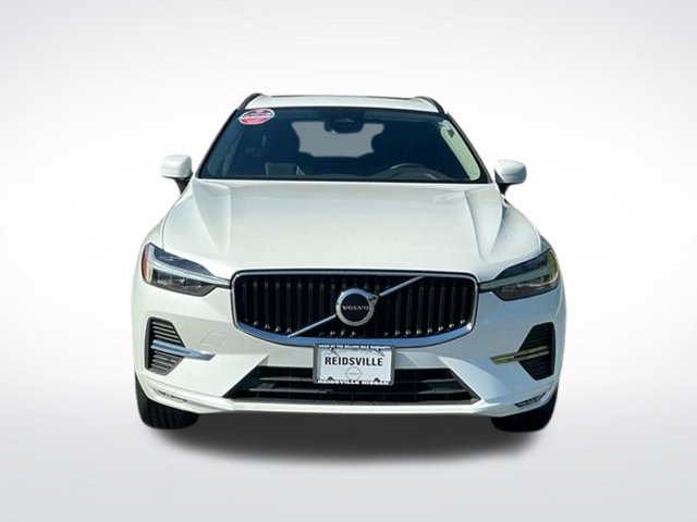 Used 2022 Volvo XC60 B5 Momentum AWD/4WD image 9