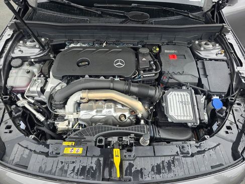 New 2026 Mercedes-Benz GLB 250 4MATIC image 10