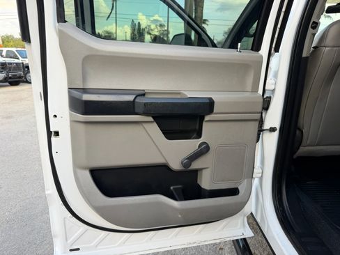 Used 2017 Ford F550 4x4 Crew Cab Super Duty image 22