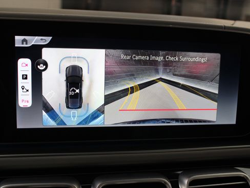 Used 2025 Mercedes-Benz Maybach GLS 600 4MATIC image 83