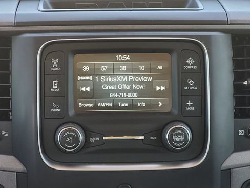 Used 2018 RAM 2500 Tradesman w/ Chrome Appearance Group AWD/4WD image 15