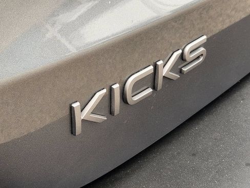 Used 2026 Nissan Kicks SV w/ SV Premium Package FWD image 12
