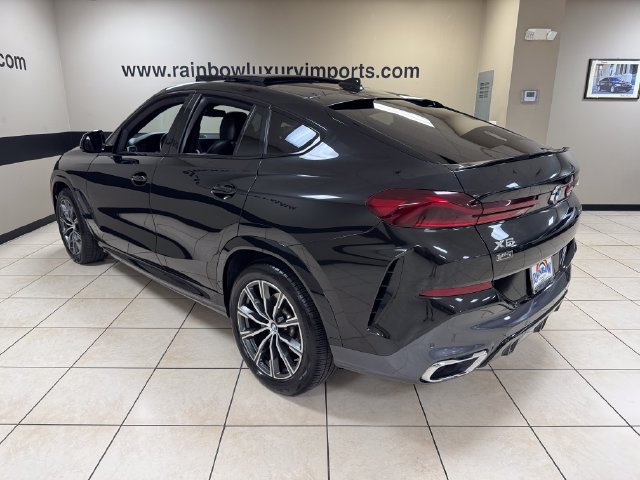 Used 2022 BMW X6 xDrive40i w/ M Sport Package AWD/4WD image 4