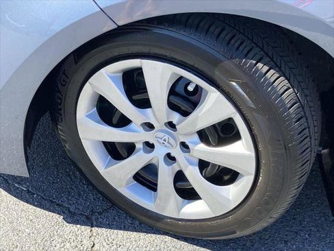 Certified 2025 Toyota Corolla LE image 9