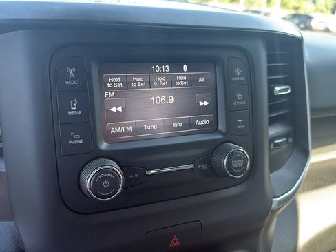 Used 2021 RAM 1500 Big Horn RWD image 16