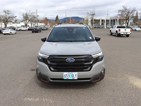 Used 2025 Subaru Forester Sport image 2